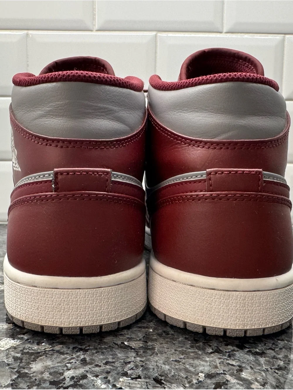 Air Jordan 1 Mid
